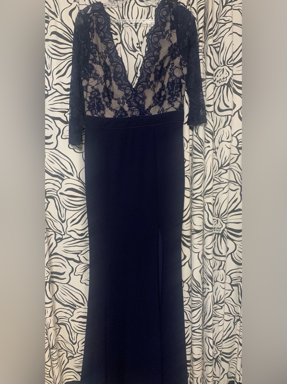 Elegant Navy Lace Bodice Evening Dress